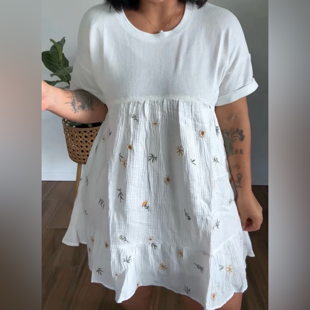 BNWT Very J Ivory Floral Embroidered Summer Dress